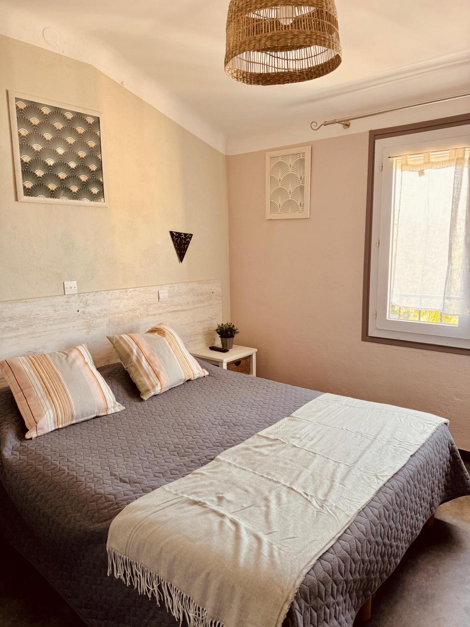 Hotel Le Nid أرجيليه- سور- مير المظهر الخارجي الصورة