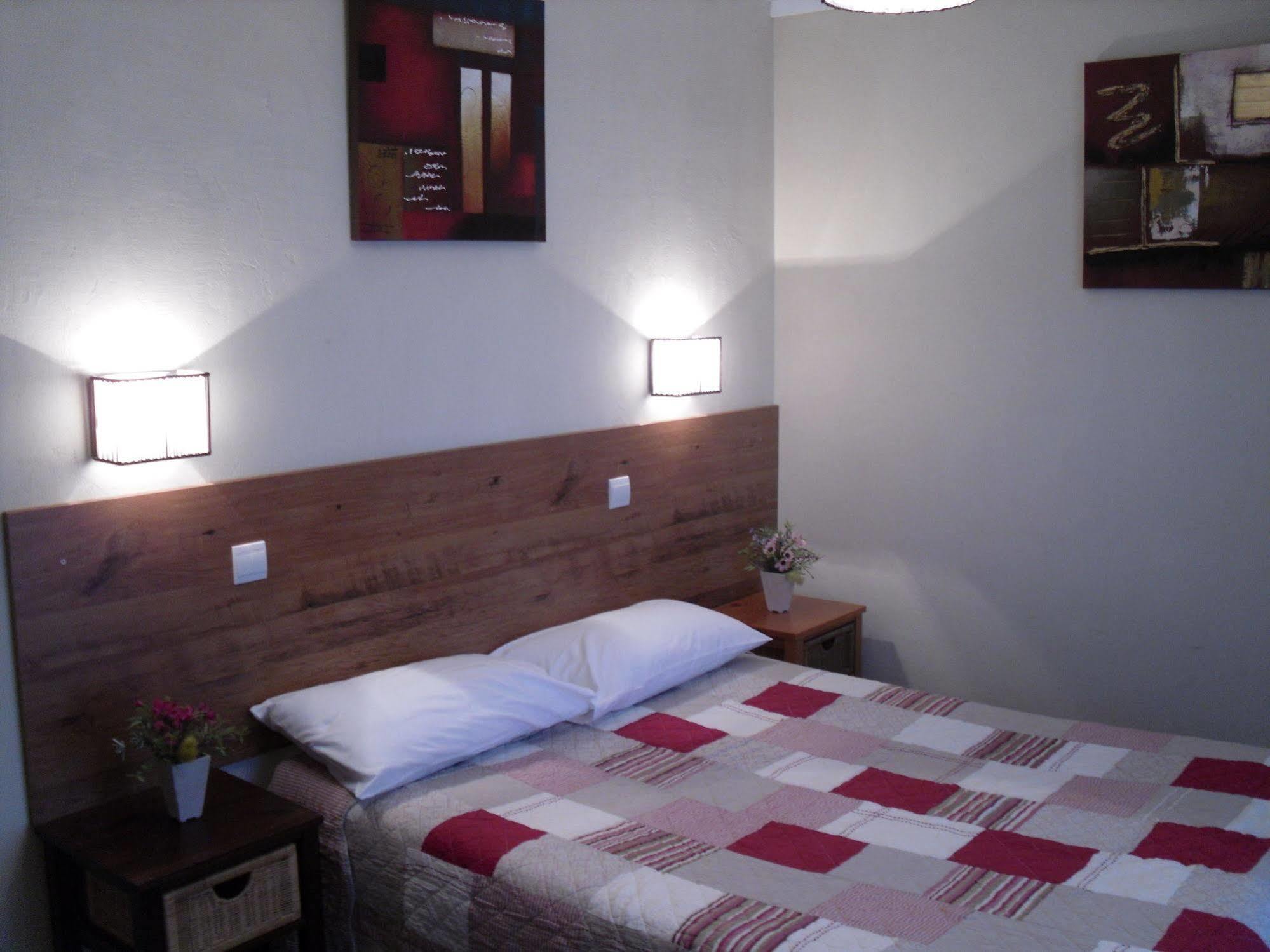 Hotel Le Nid أرجيليه- سور- مير المظهر الخارجي الصورة
